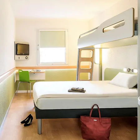 Ibis Budget Besancon Centre Gare Exterior photo